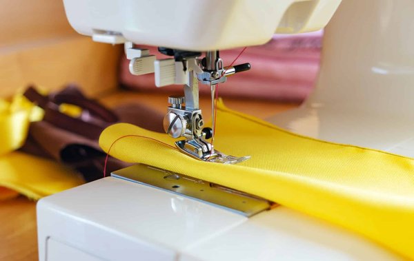 Quels sont les points de couture basiques avec une machine à coudre ?