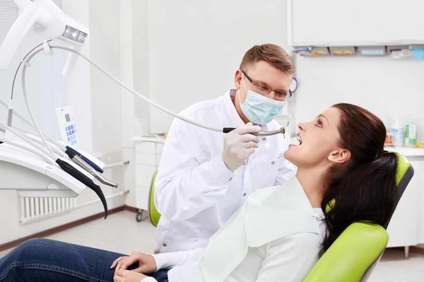 Les cliniques dentaires proposent-elles des traitements orthodontiques ?