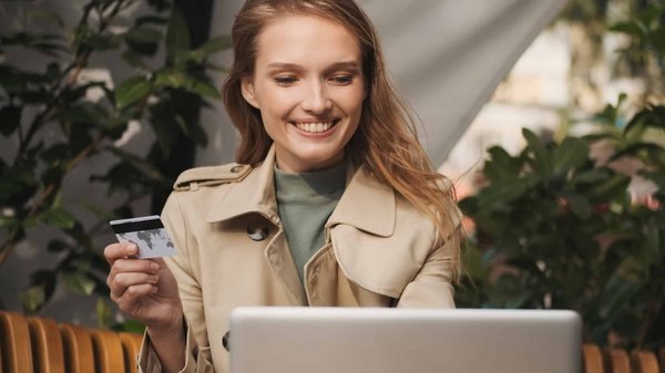 Les essentiels à savoir pour ouvrir un compte bancaire en ligne sans justificatif
